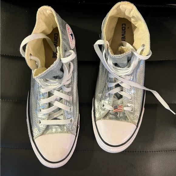 Converse Chuck Taylor All Star High metallic sneaker on white background. - Picture 7 of 7